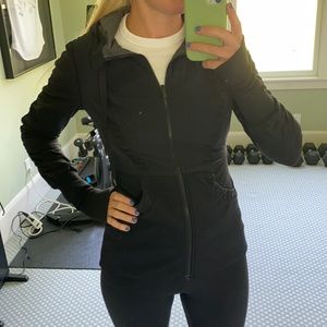 Lululemon reversible hooded jacket size 8
